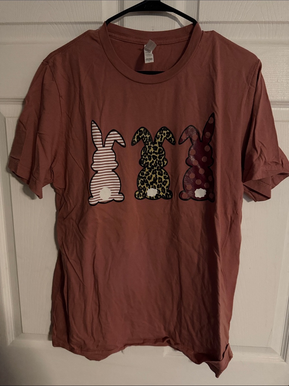 Bunny Graphic Tee - Dusty Rose